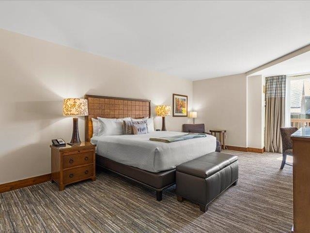 7412 Mountain Road, Unit 212 #519 Stowe, VT 05672 - Photo 32 of 57