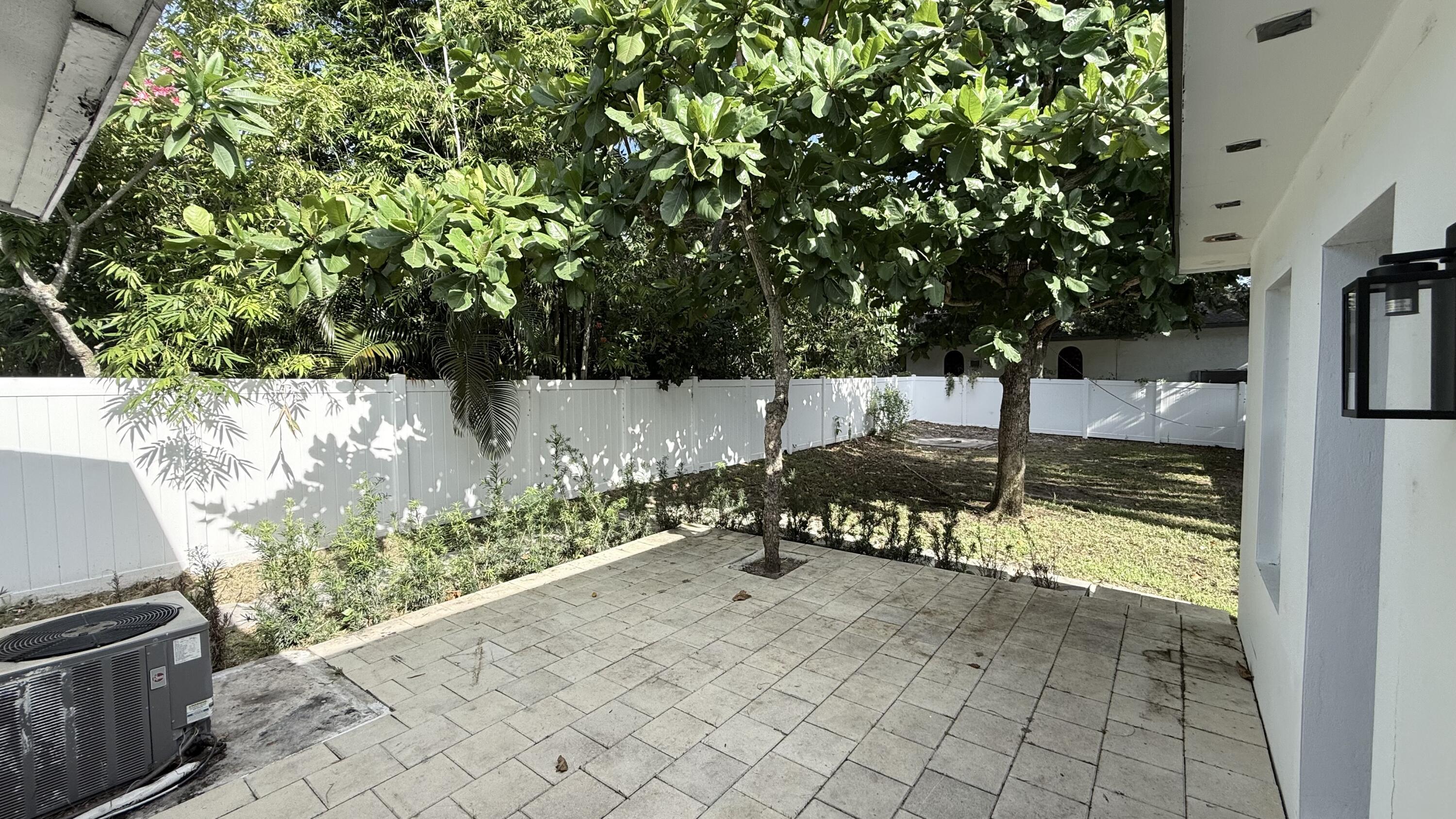 118 Southwest 7th Street Delray Beach, FL 33444 - Photo 27 of 27 IMG_8744