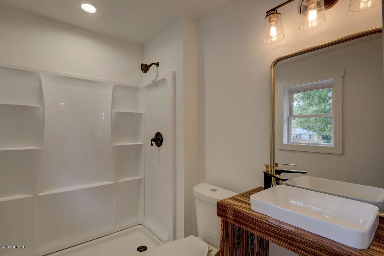 4405 Cascade Road Wilmington, NC 28409 - Photo 24 of 29 master bath