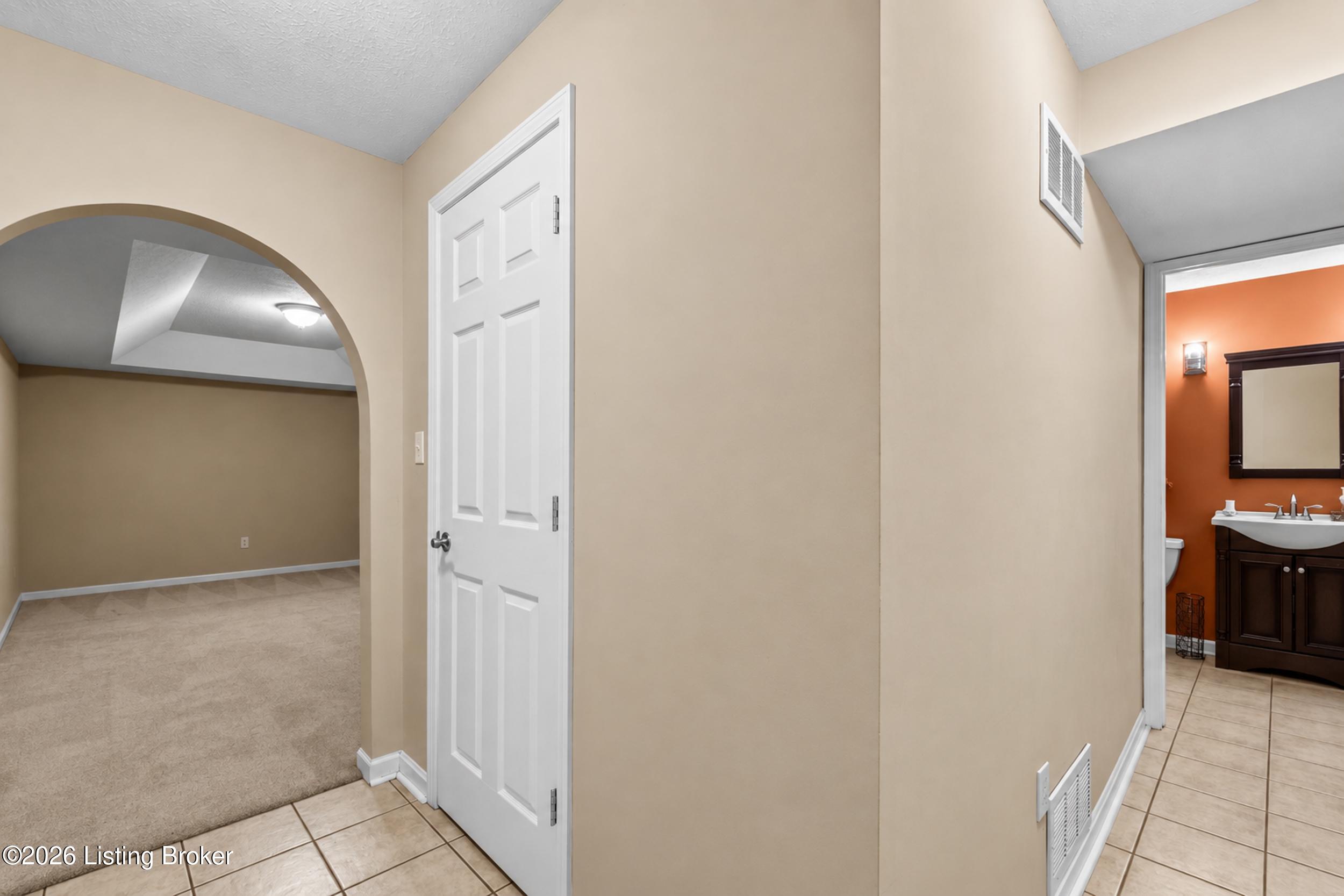 6713 Grandfield Road Louisville, KY 40258 - Photo 37 of 47 dsc04737 ve.png