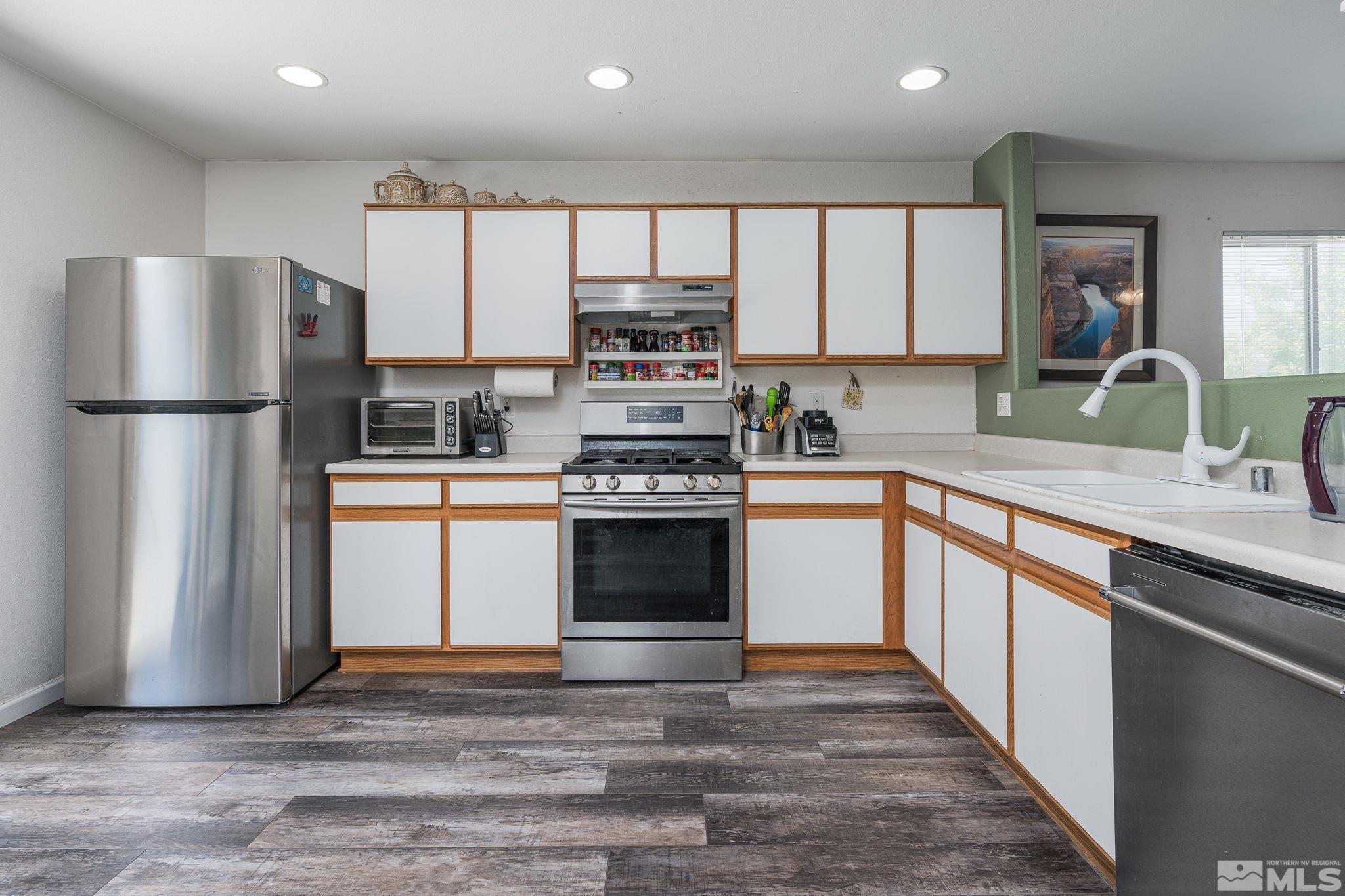 7472 Hebrides Court Reno, NV 89506 - Photo 12 of 31 Photo 12