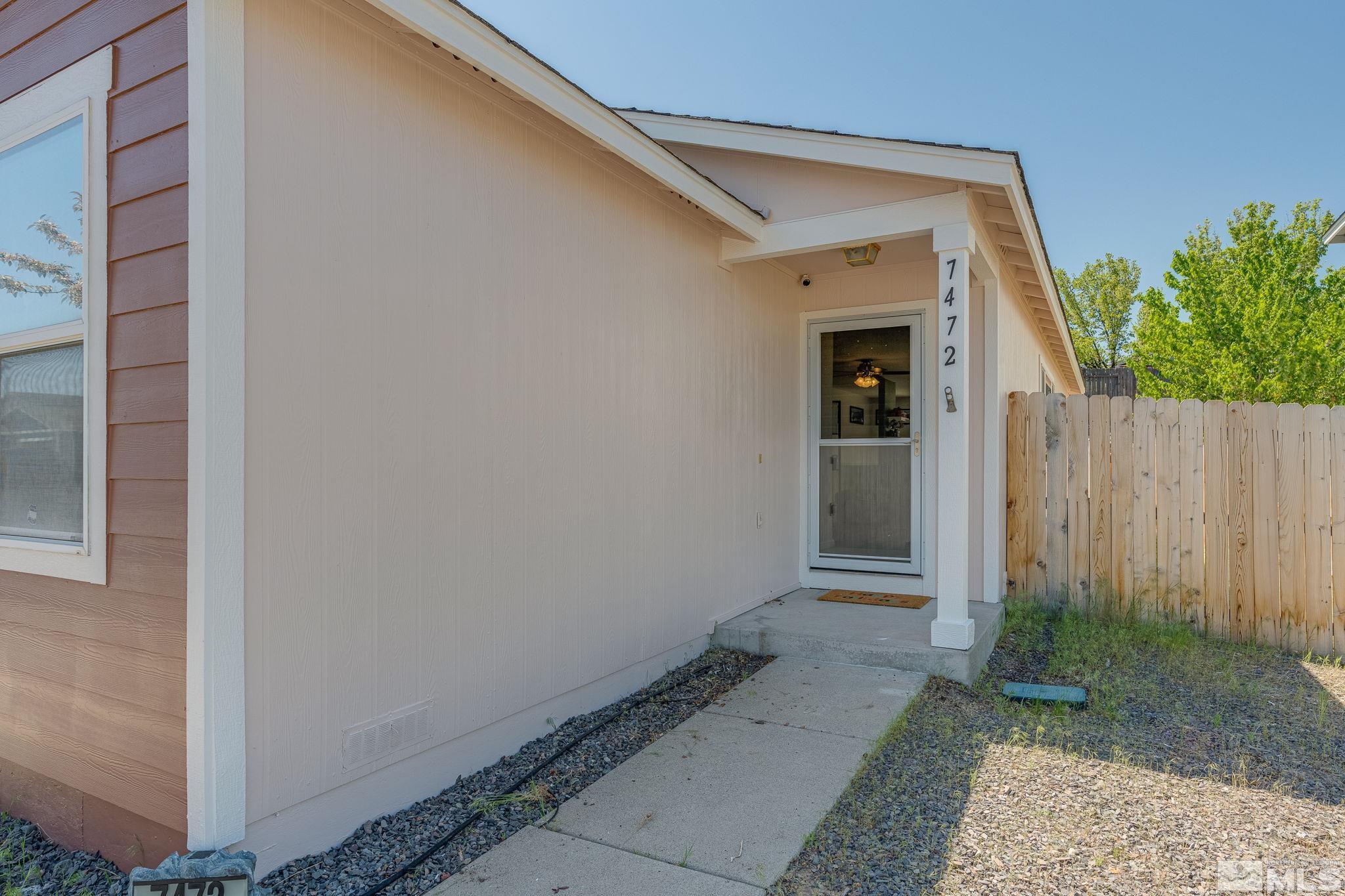 7472 Hebrides Court Reno, NV 89506 - Photo 4 of 31 Photo 4