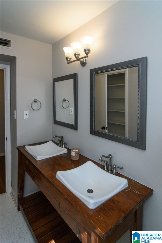 1337 Southhall Road Birmingham, AL 35213 - Photo 28 of 39 Gallery Image 28