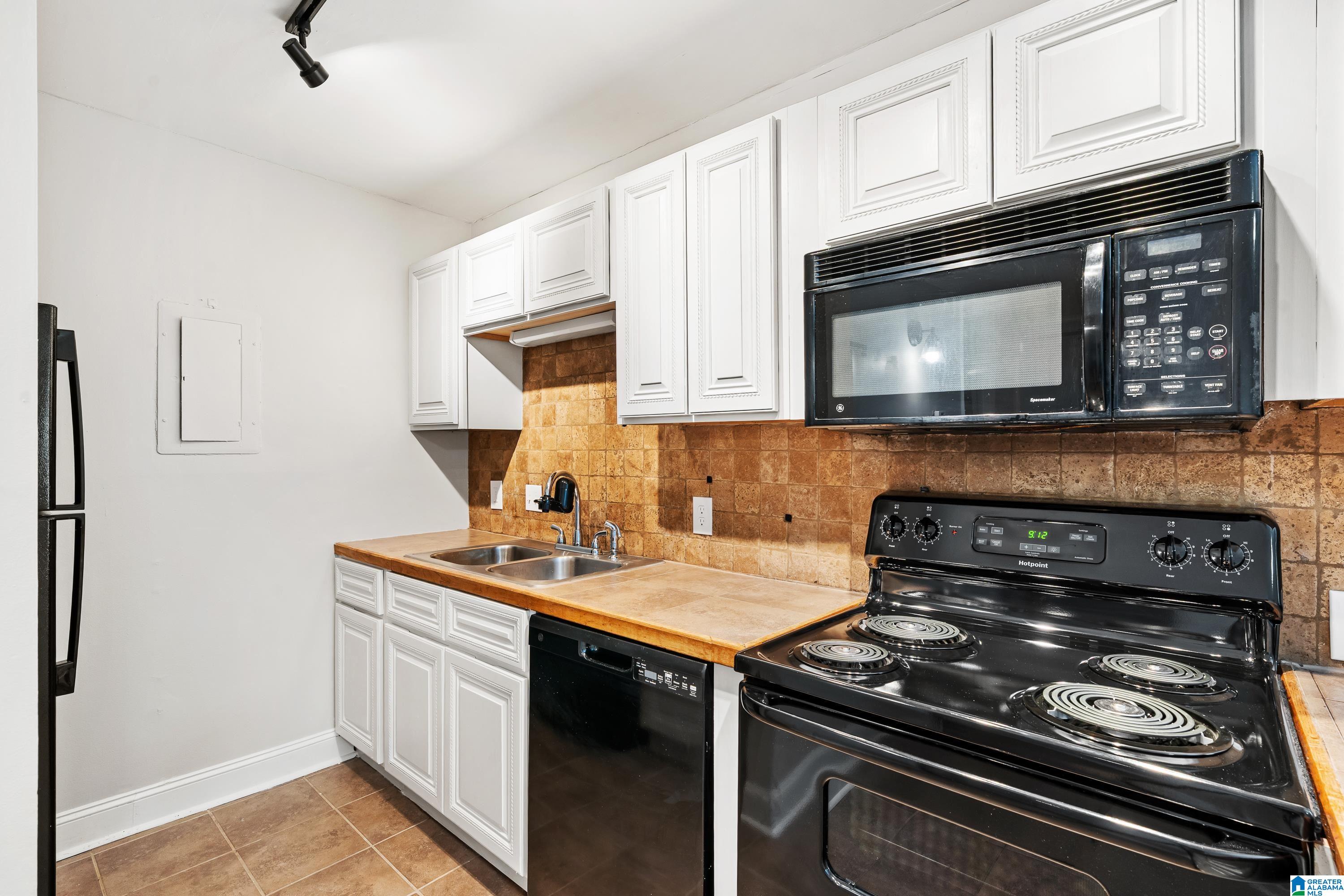 3350 Altamont Road South, Unit C11 Birmingham, AL 35205 - Photo 5 of 21
