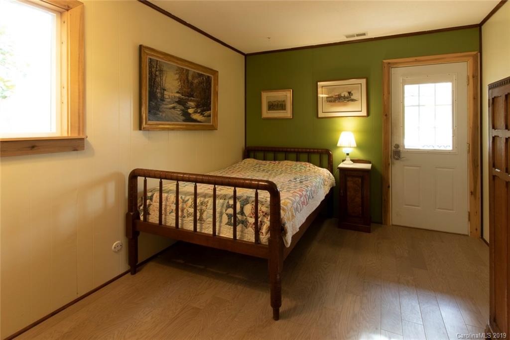 2524 Patton Road Franklin, NC 28734 - Photo 11 of 37 Gallery Image 11