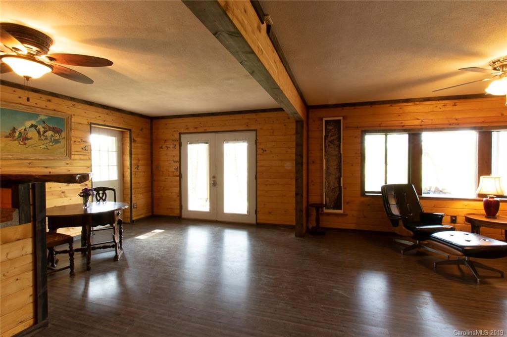 2524 Patton Road Franklin, NC 28734 - Photo 16 of 37 Gallery Image 16
