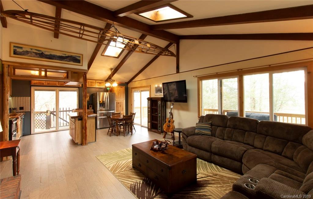 2524 Patton Road Franklin, NC 28734 - Photo 3 of 37 Gallery Image 3