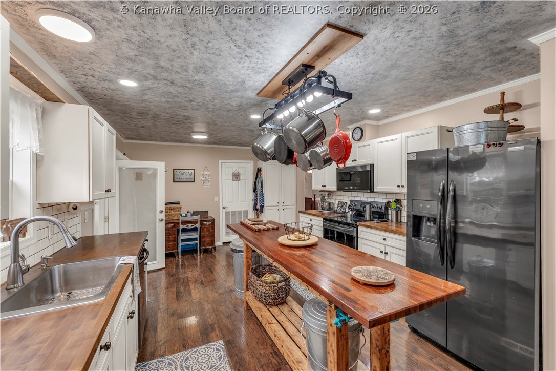 2276 1st Creek Road Kenna, WV 25248 - Photo 12 of 43 Gallery Image 12