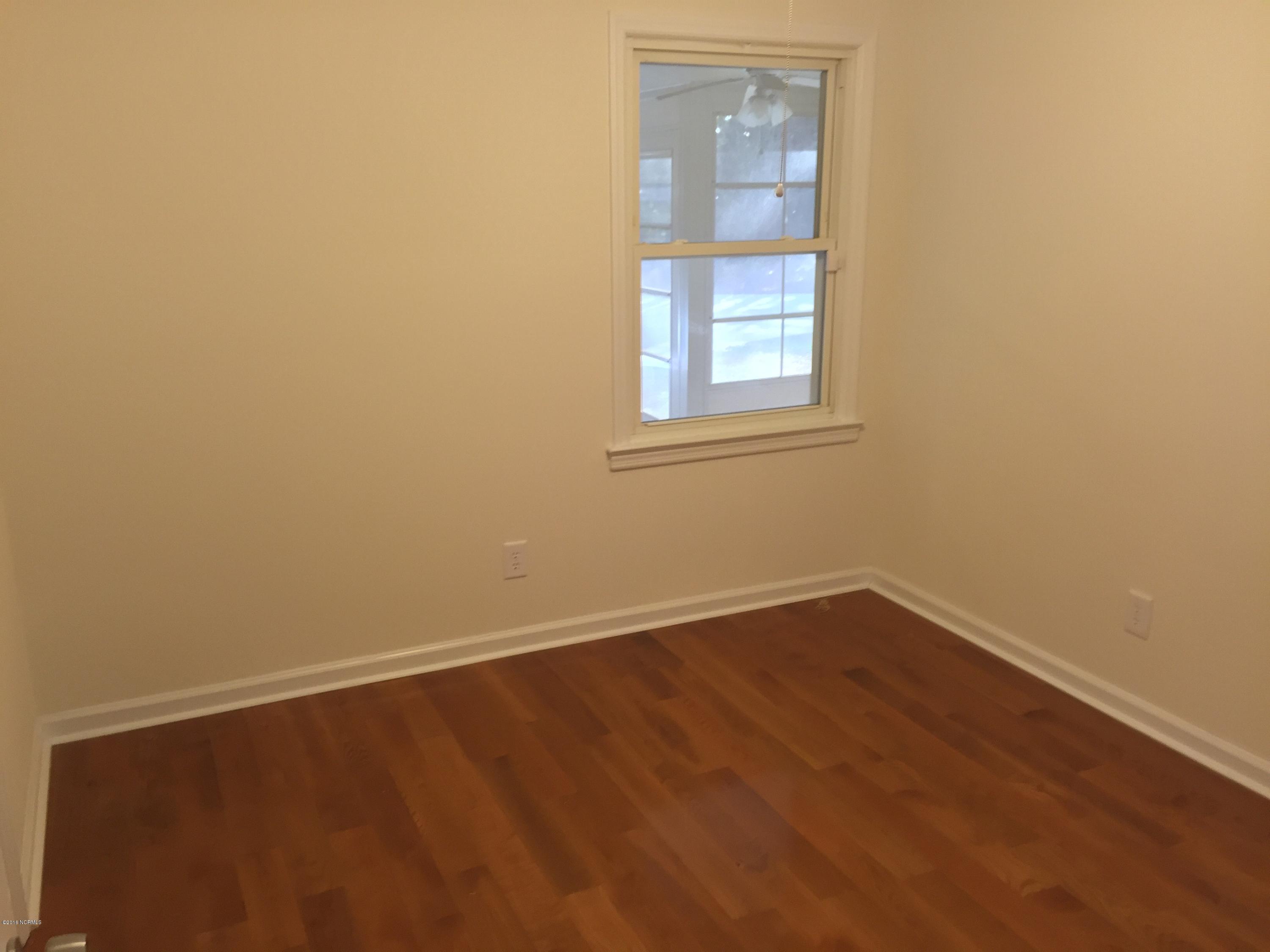 5629 Myrtle Grove Road Wilmington, NC 28409 - Photo 8 of 16 IMG_2614