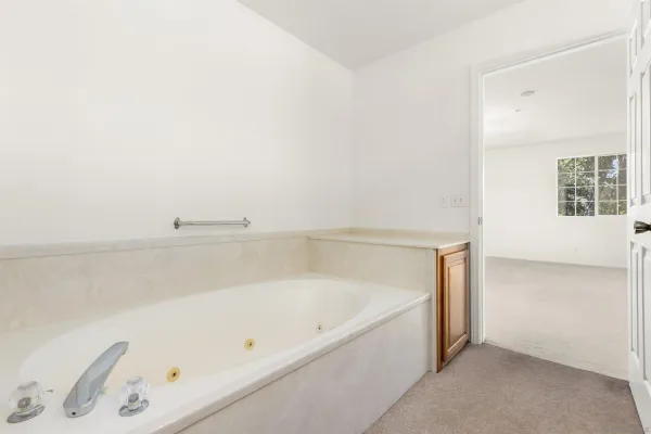 $925,000 | 3480 Sunset Drive, Fallbrook, CA 92028