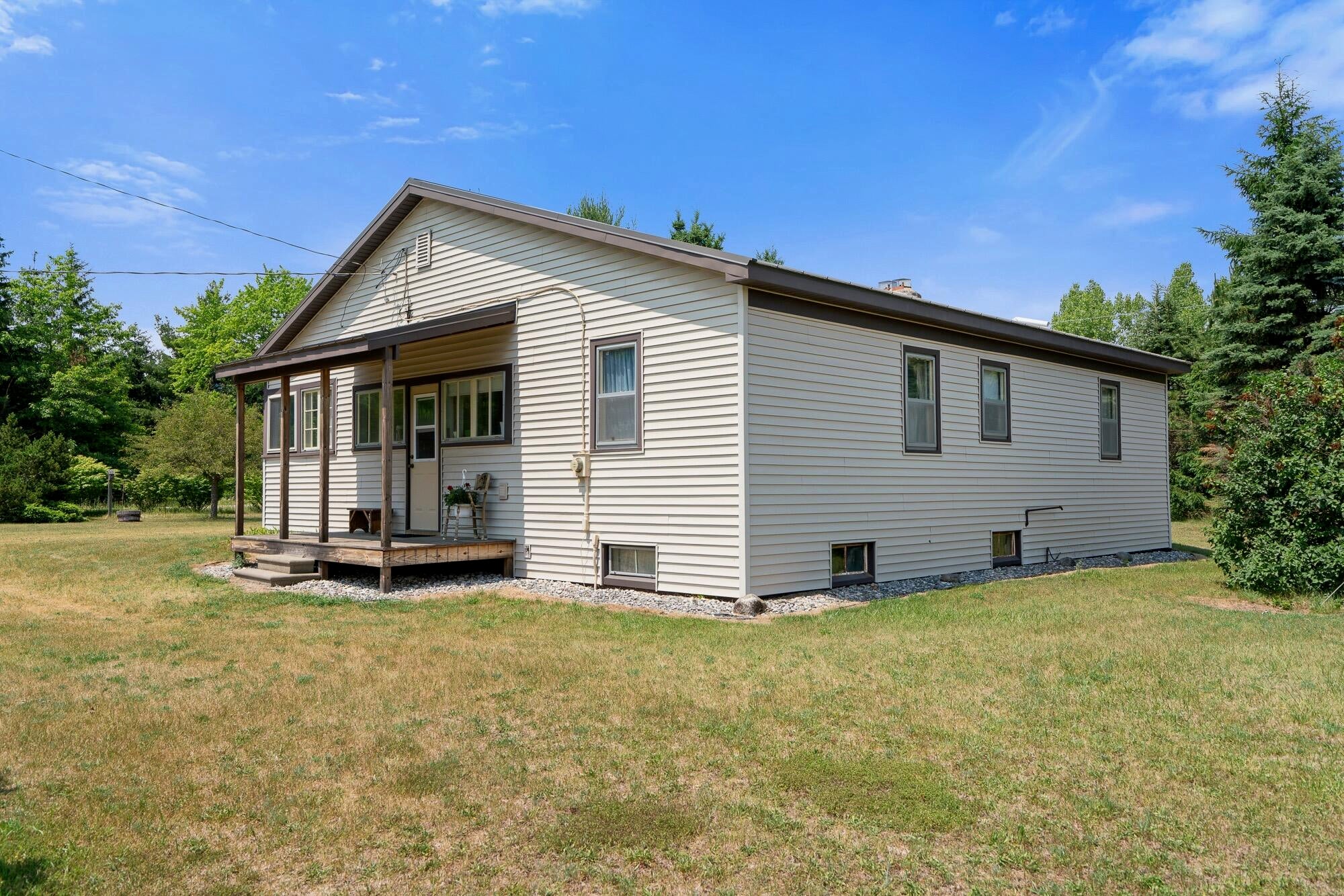 3990 South Extension Road Cheboygan, MI 49721 - Photo 2 of 31 Gallery Image 2