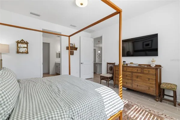 a view of walk in closet