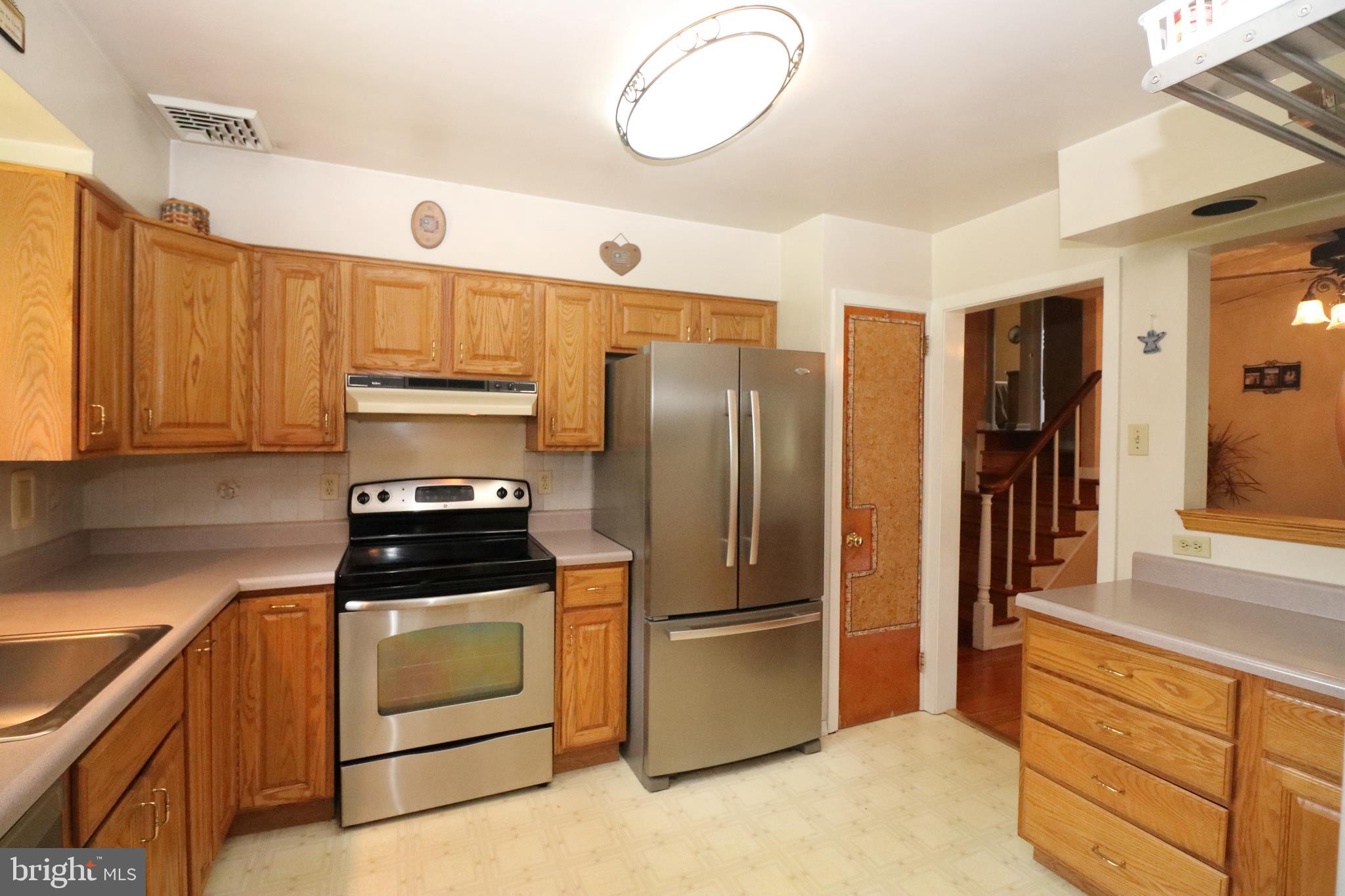 123 Tyson Road Newtown Square, PA 19073 - Photo 14 of 36