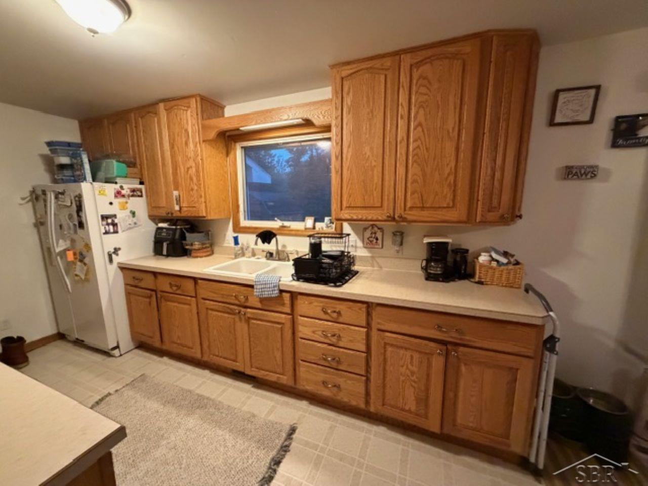 272 South 5 Mile Road Midland, MI 48640 - Photo 5 of 16