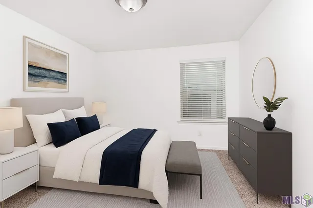 $279,900 | 15820 Loussier Drive, Zachary, LA 70791