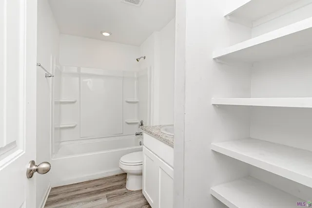 $279,900 | 15820 Loussier Drive, Zachary, LA 70791