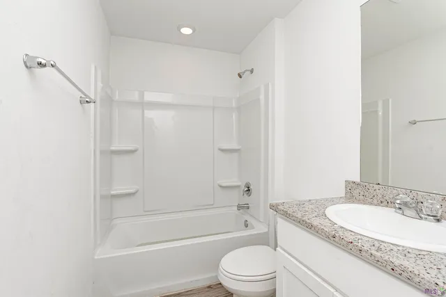 $279,900 | 15820 Loussier Drive, Zachary, LA 70791