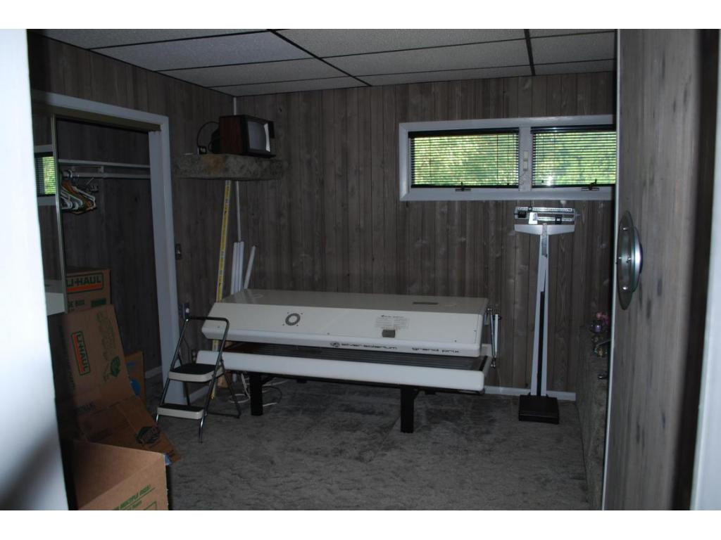 6600 Birchfield Road Wise, VA 24293 - Photo 5 of 11 Tanning Room off Master