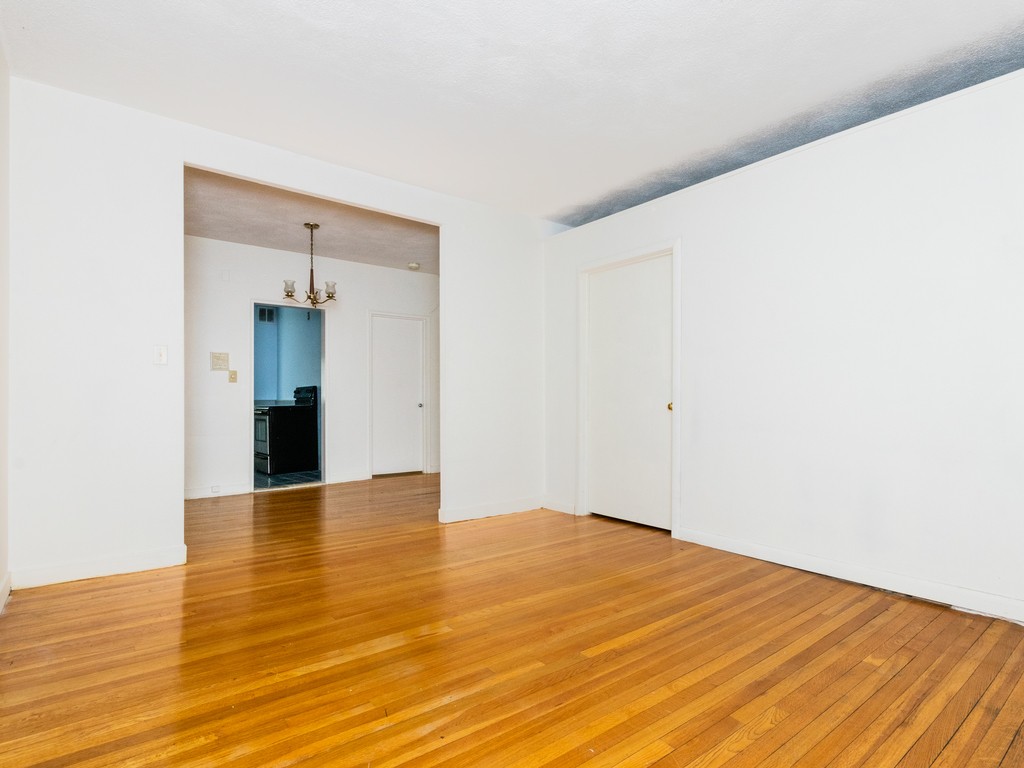 94 Griggs Road, Unit 1 Brookline, MA 02446 - Photo 6 of 15 Gallery Image 6