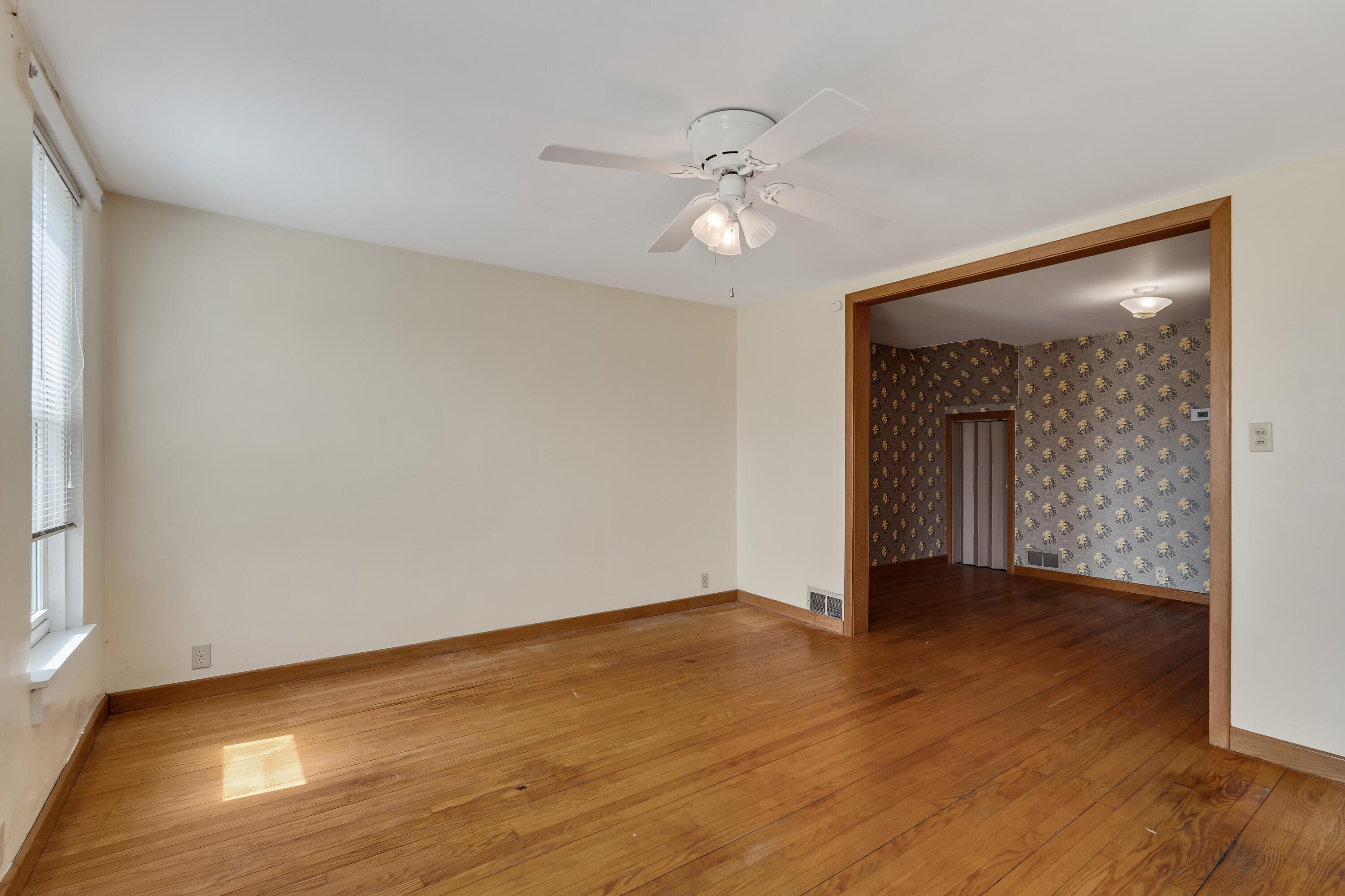 667 East Blackhawk Avenue Prairie du Chien, WI 53821 - Photo 15 of 61 24__DSC8331_mls