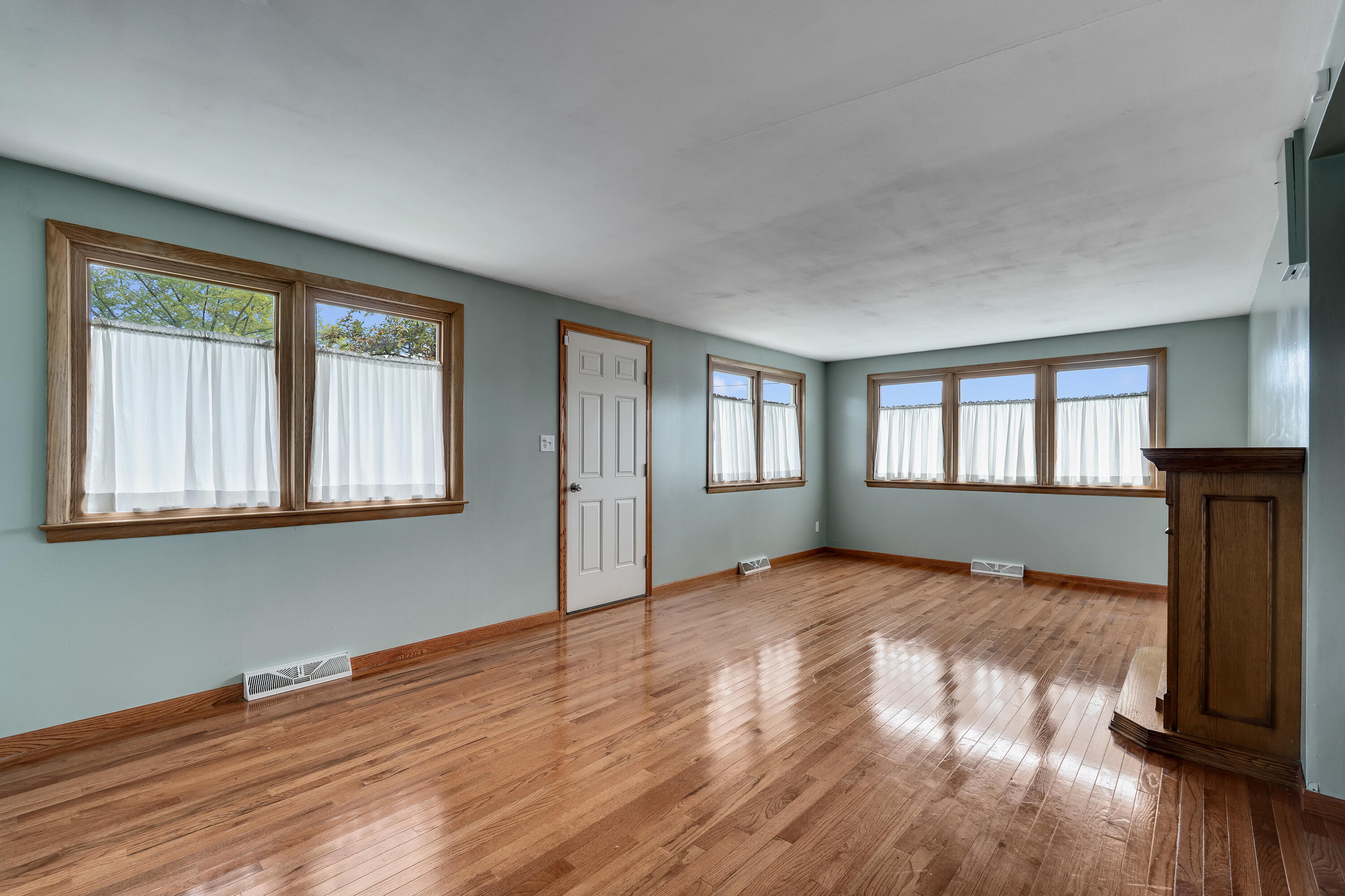 667 East Blackhawk Avenue Prairie du Chien, WI 53821 - Photo 24 of 61 13__DSC8214_mls