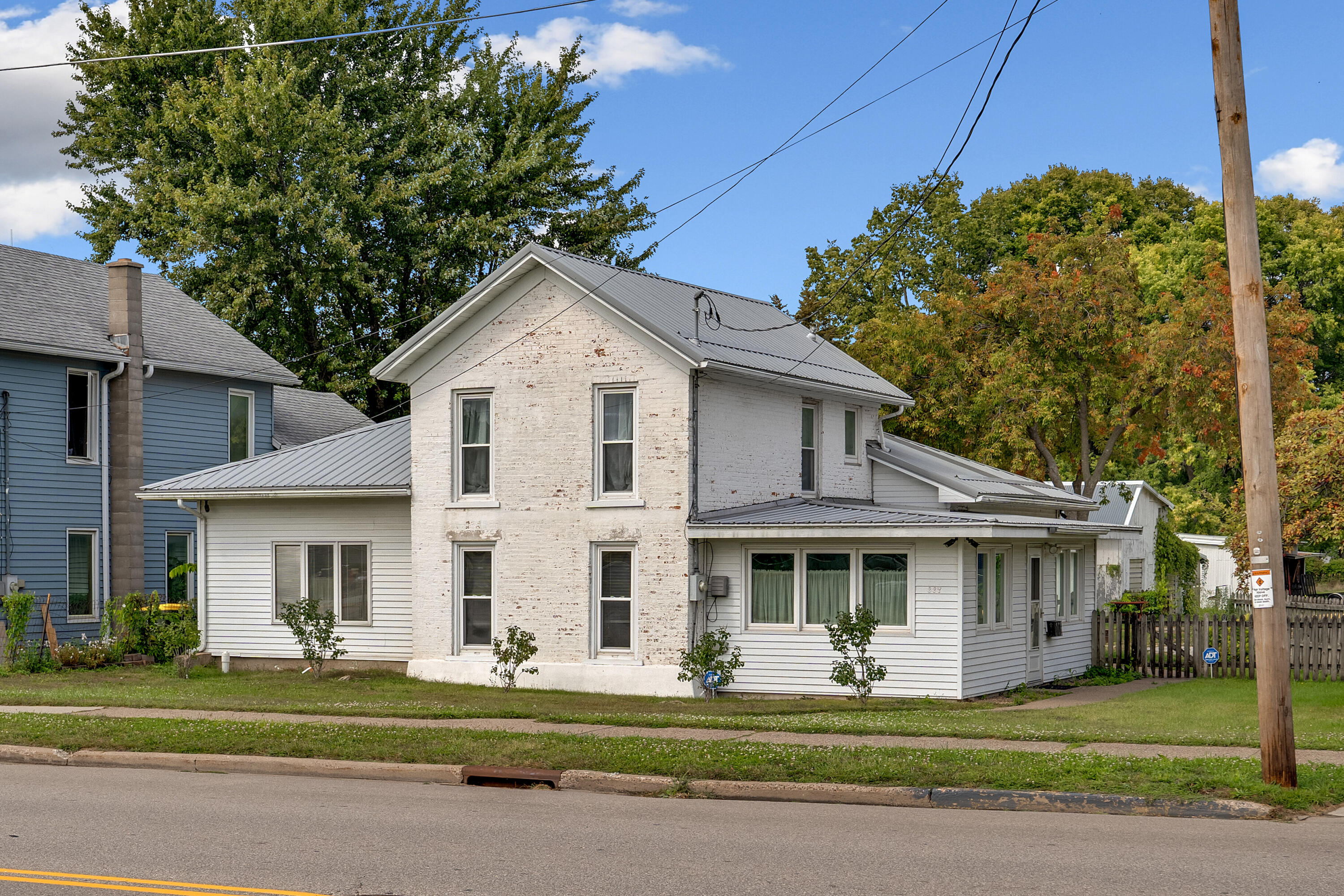 667 East Blackhawk Avenue Prairie du Chien, WI 53821 - Photo 37 of 61 11__DSC8668_mls