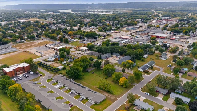 $249,999 | 667 East Blackhawk Avenue, Prairie du Chien, WI 53821