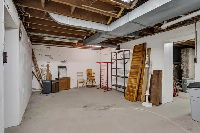 $249,999 | 667 East Blackhawk Avenue, Prairie du Chien, WI 53821