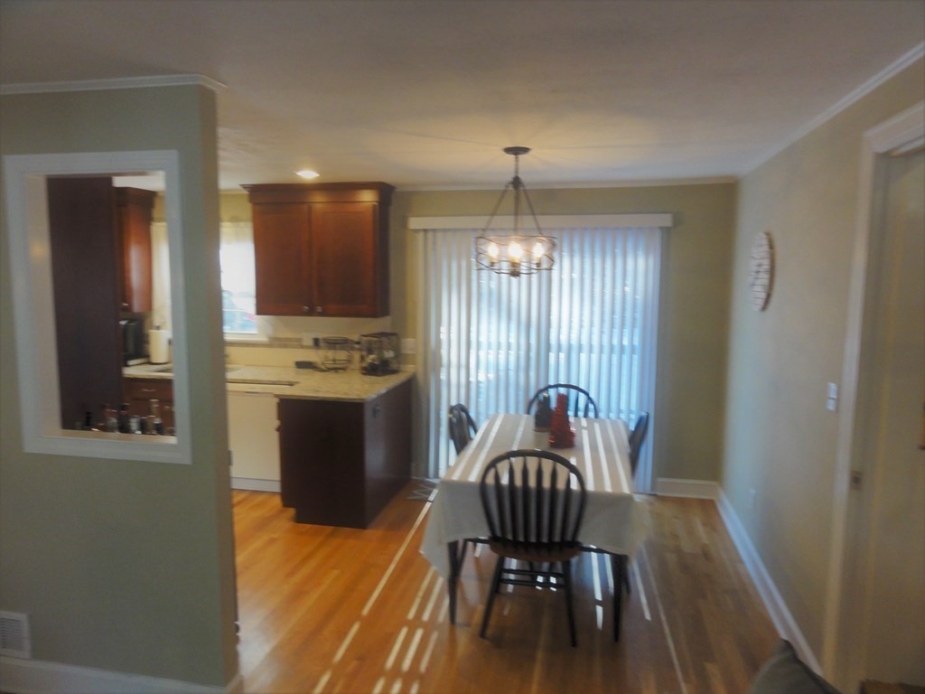 10 Priscilla Road Hopkinton, MA 01748 - Photo 10 of 38 Gallery Image 10