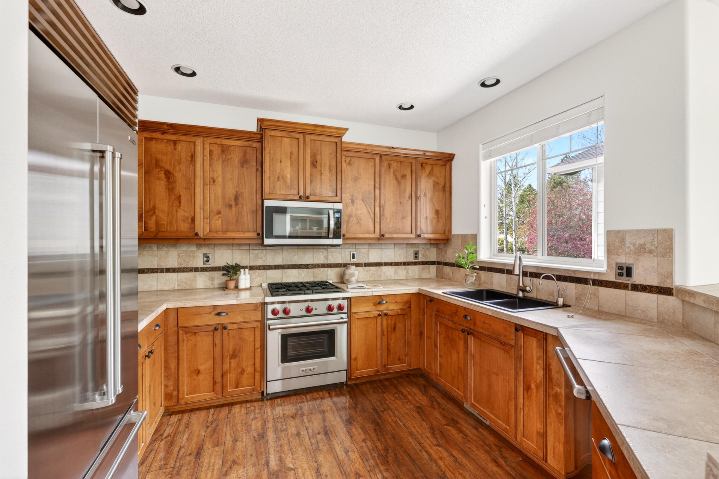 60275 Addie Triplett Loop Bend, OR 97702 - Photo 8 of 34 Kitchen with Sub Zero and Wolf appliances