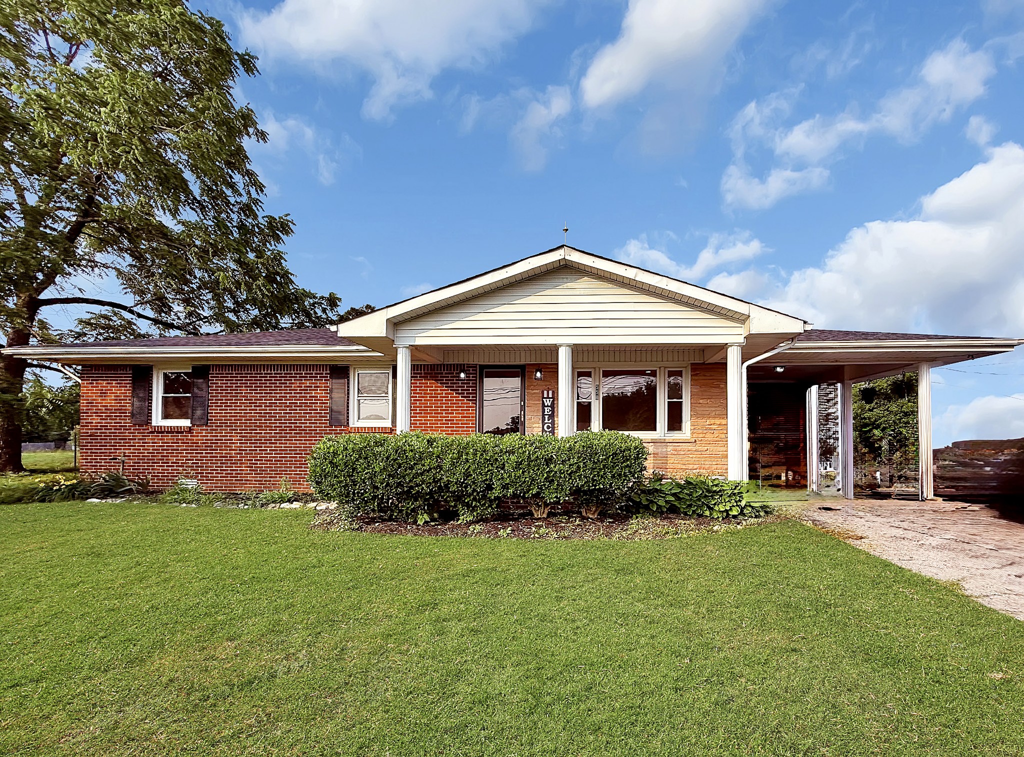 558 First Avenue South Baxter, TN 38544 - Photo 1 of 28 Gallery Image 1