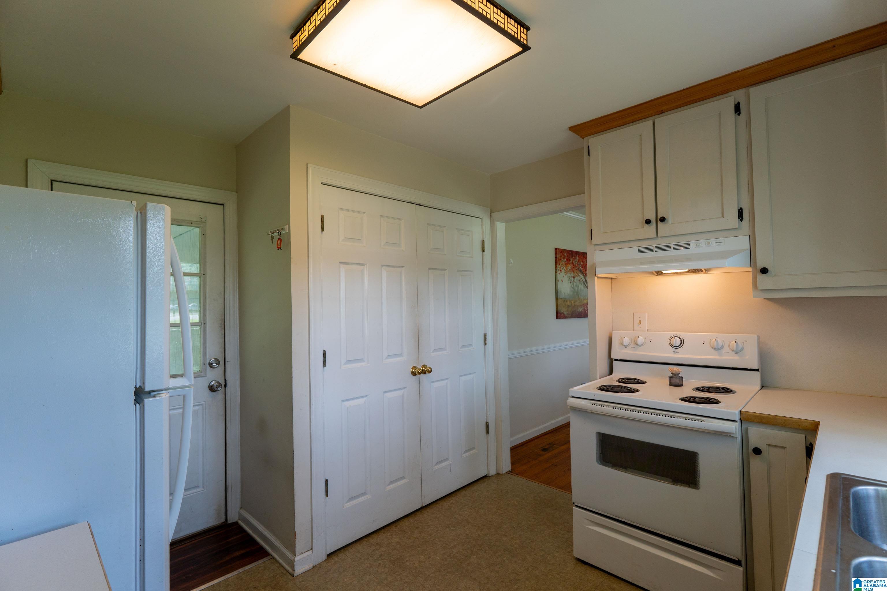 1416 Main Street Gardendale, AL 35071 - Photo 10 of 45