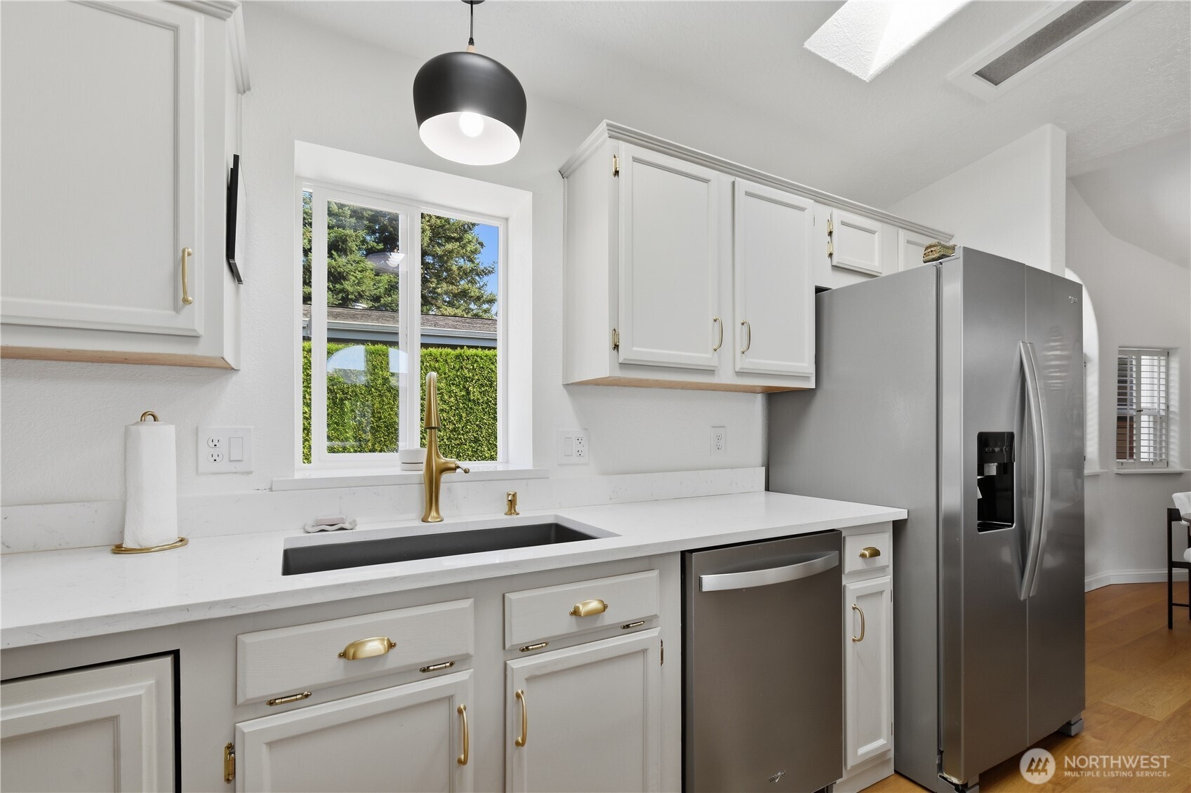 23825 15th Avenue Southeast, Unit 329 Bothell, WA 98021 - Photo 6 of 21 Gallery Image 6
