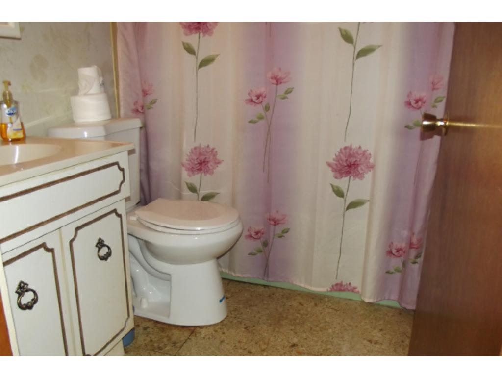 13 Great Pond Road Kingston, NH 03848 - Photo 10 of 26 Gallery Image 10