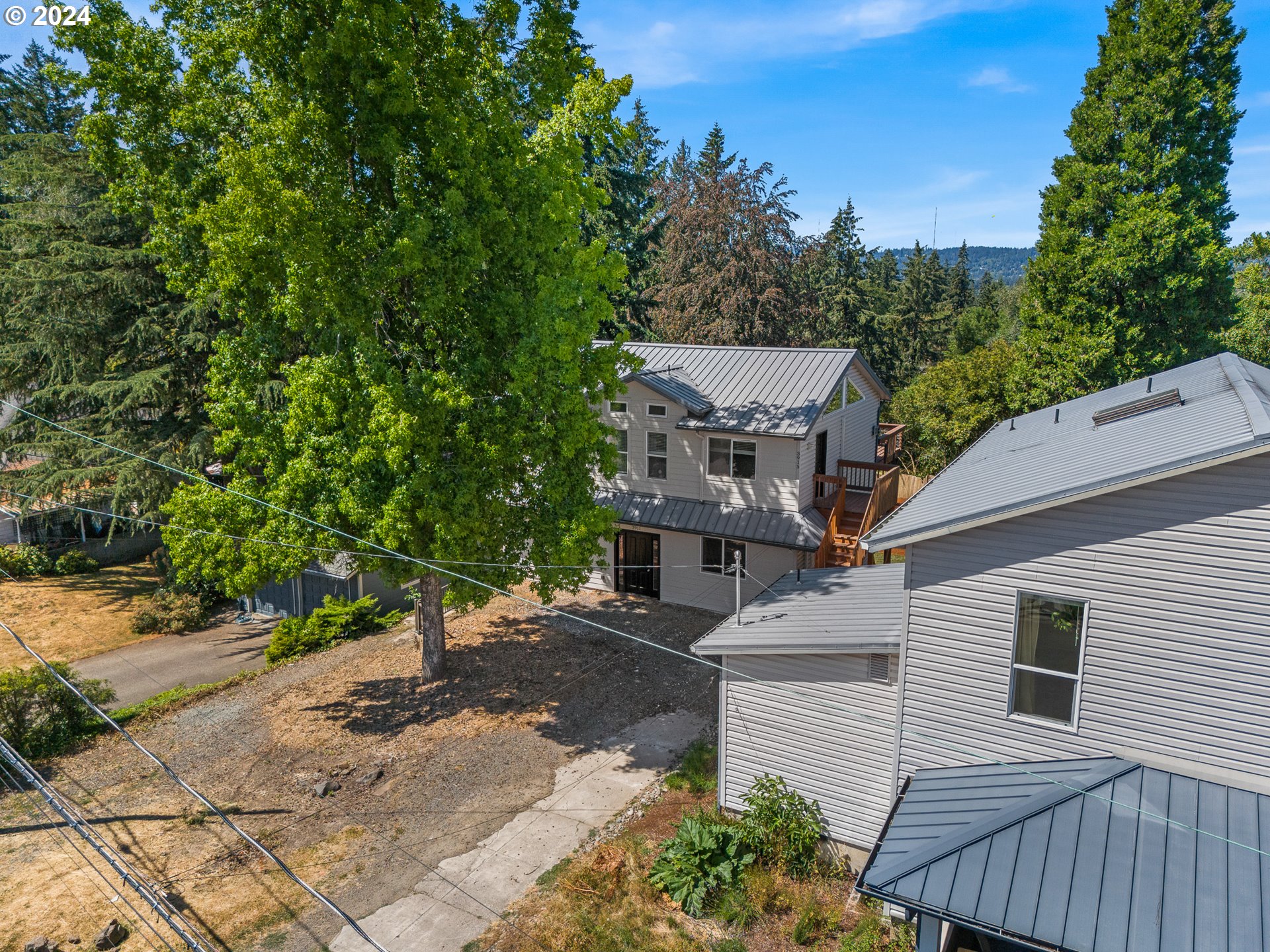 3911 Southwest Baird Street Portland, OR 97219 - Photo 36 of 38 Gallery Image 36
