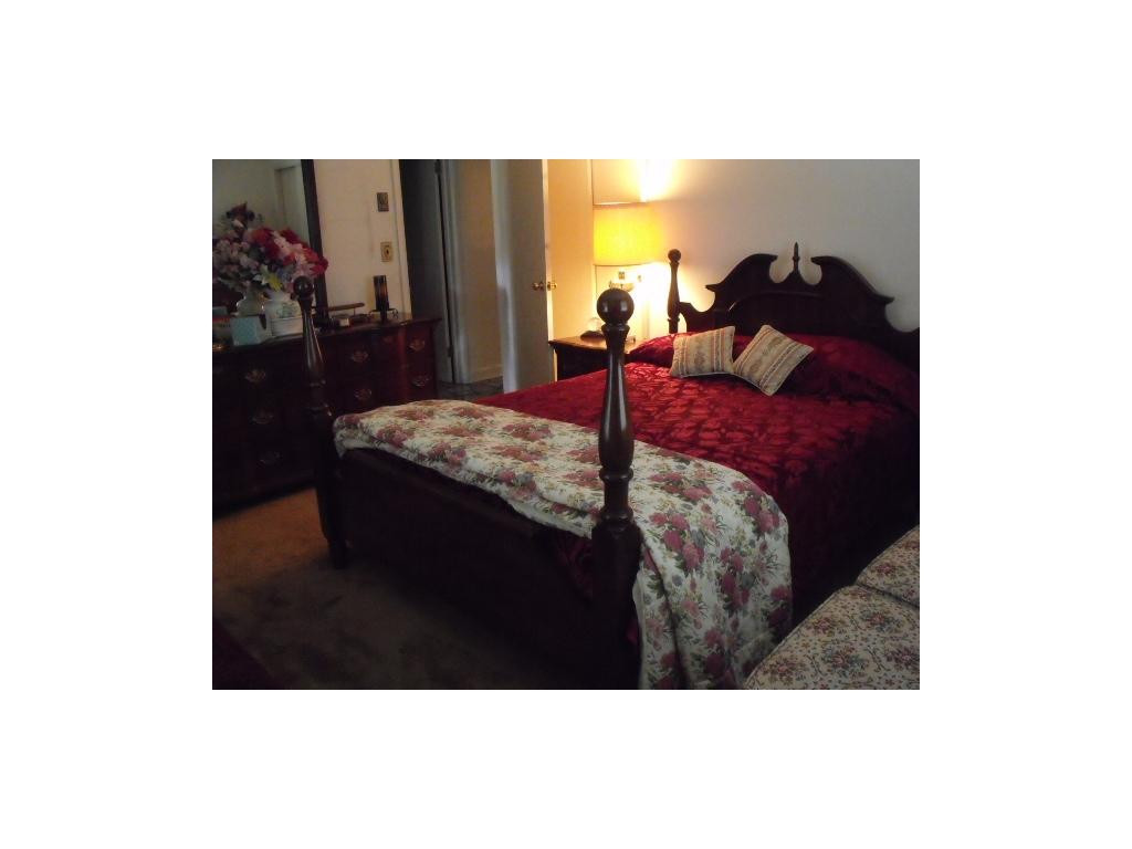 412 Berkeley Road Kingsport, TN 37660 - Photo 20 of 24 2nd Bedroom
