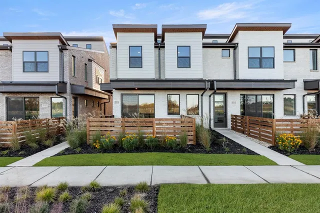 $389,900 | 2016 Aldrich Road, Celina, TX 75009