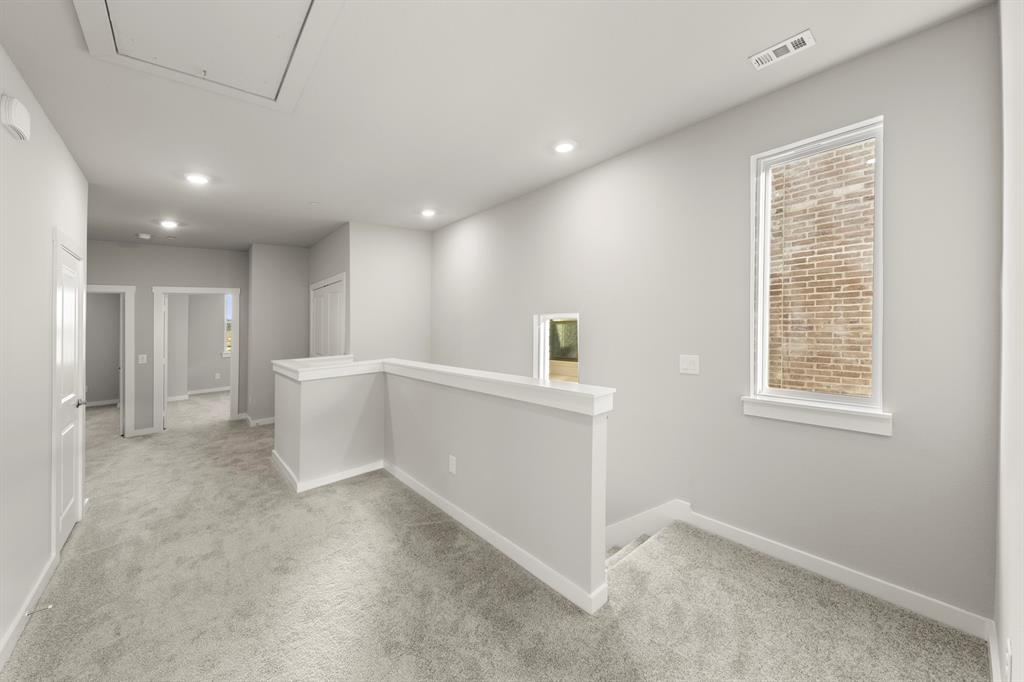 2016 Aldrich Road Celina, TX 75009 - Photo 15 of 28 15. 2016 Aldrich - Loft