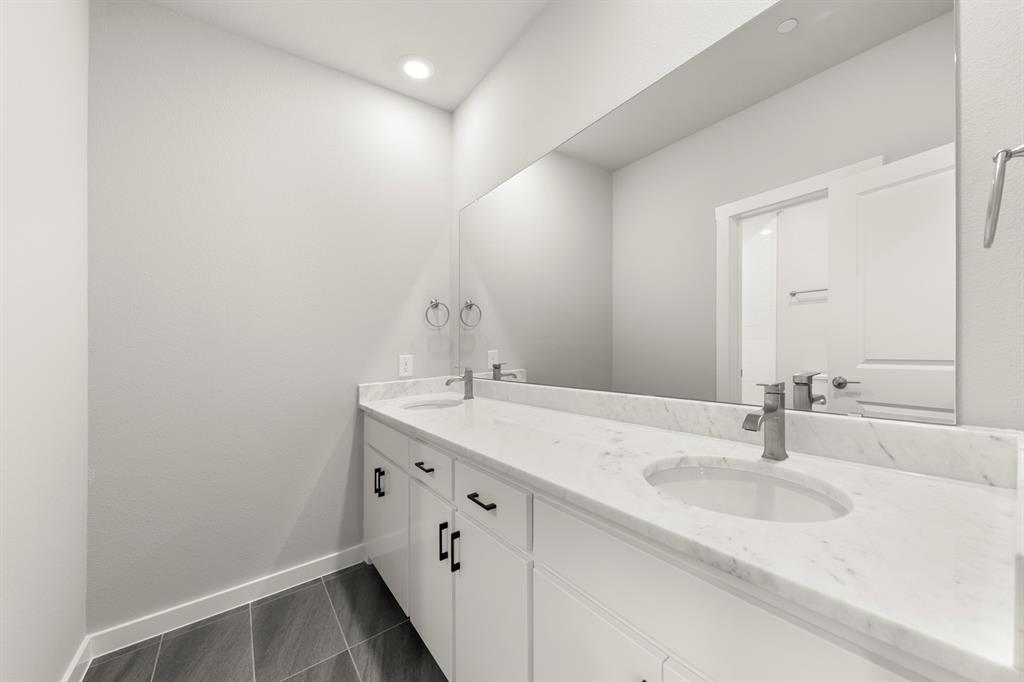 2016 Aldrich Road Celina, TX 75009 - Photo 25 of 28 25. 2016 Aldrich - 2ND Bath