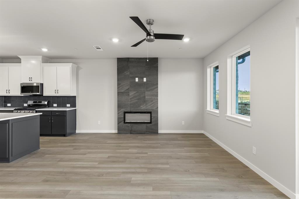 2016 Aldrich Road Celina, TX 75009 - Photo 7 of 28 07. 2016 Aldrich - Family (2)