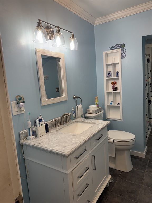 71 Crandall Road Tiverton, RI 02878 - Photo 10 of 13 Gallery Image 10