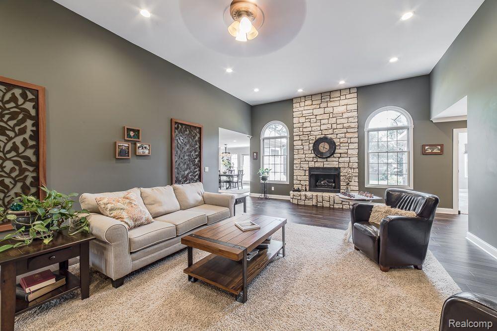 Gorgeous living room with soaring ceiling