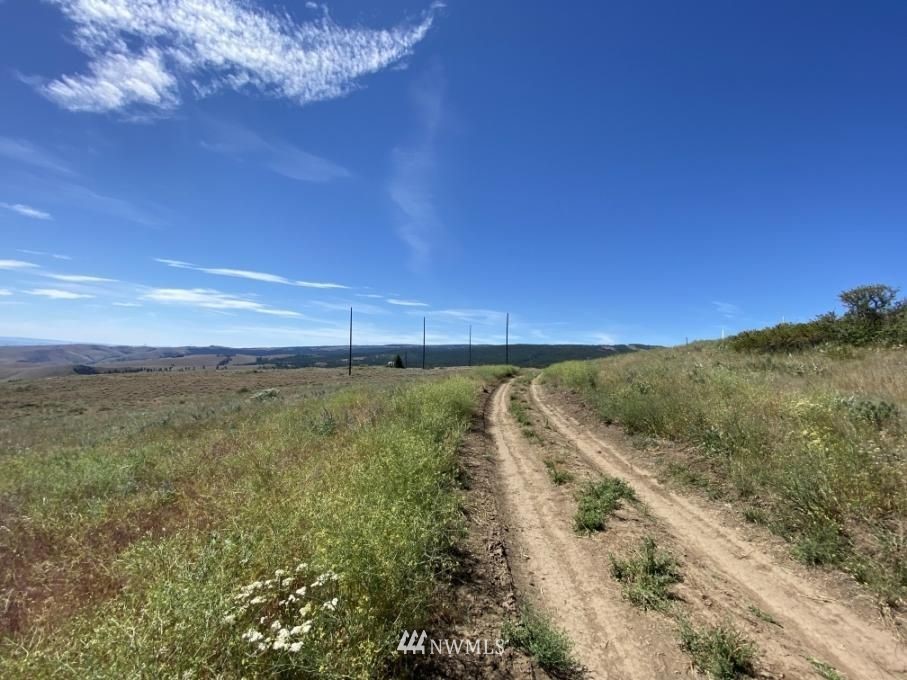 6811 Jumpoff Road, Unit LOT E Wenatchee, WA 98801 - Photo 8 of 15 Gallery Image 8