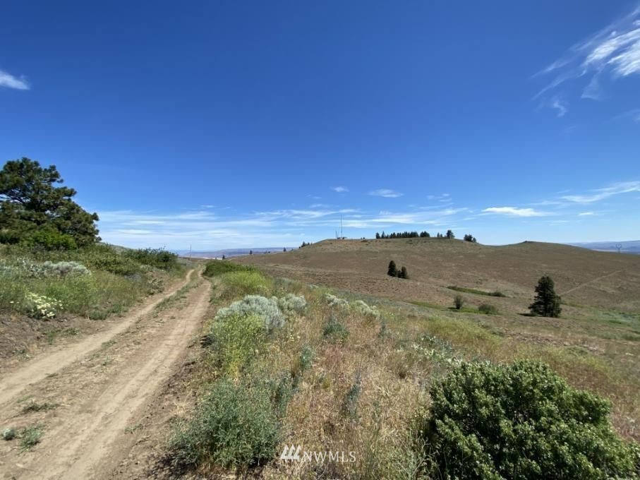 6811 Jumpoff Road, Unit LOT E Wenatchee, WA 98801 - Photo 10 of 15 Gallery Image 10