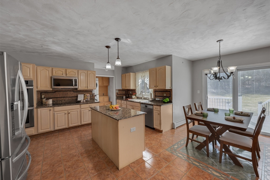 13 Stoneybrook Road Charlton, MA 01507 - Photo 3 of 42