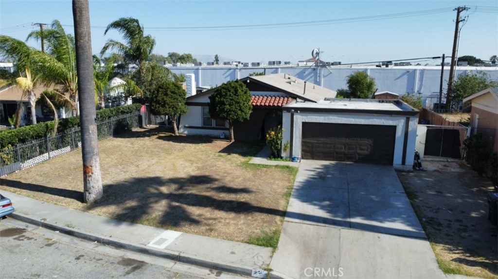 2949 Spruce Street West Rialto, CA 92376 - Photo 4 of 7