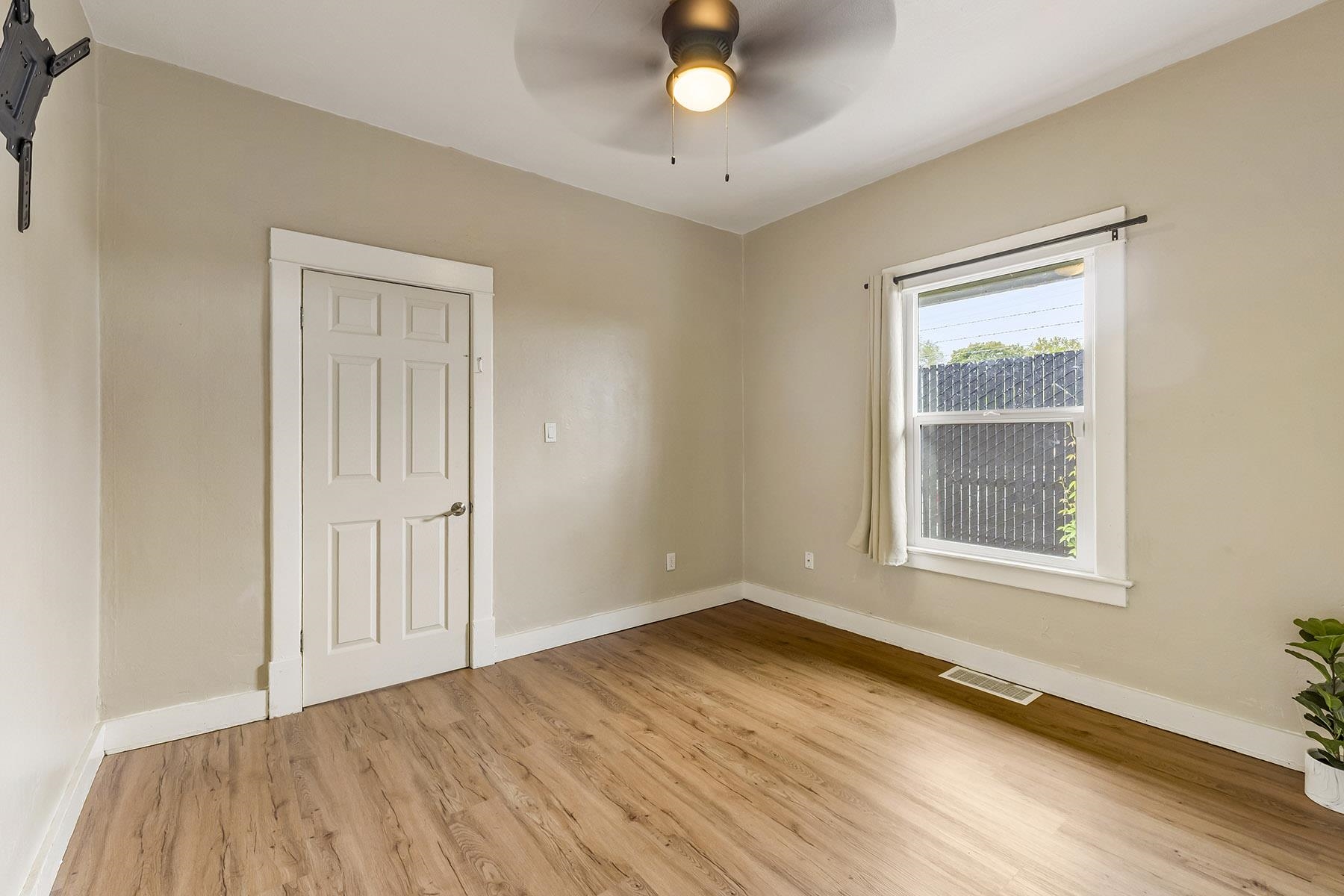 2820 North Perry Street Spokane, WA 99207 - Photo 12 of 48