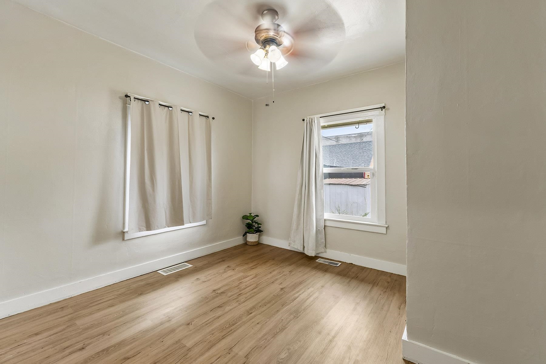 2820 North Perry Street Spokane, WA 99207 - Photo 14 of 48