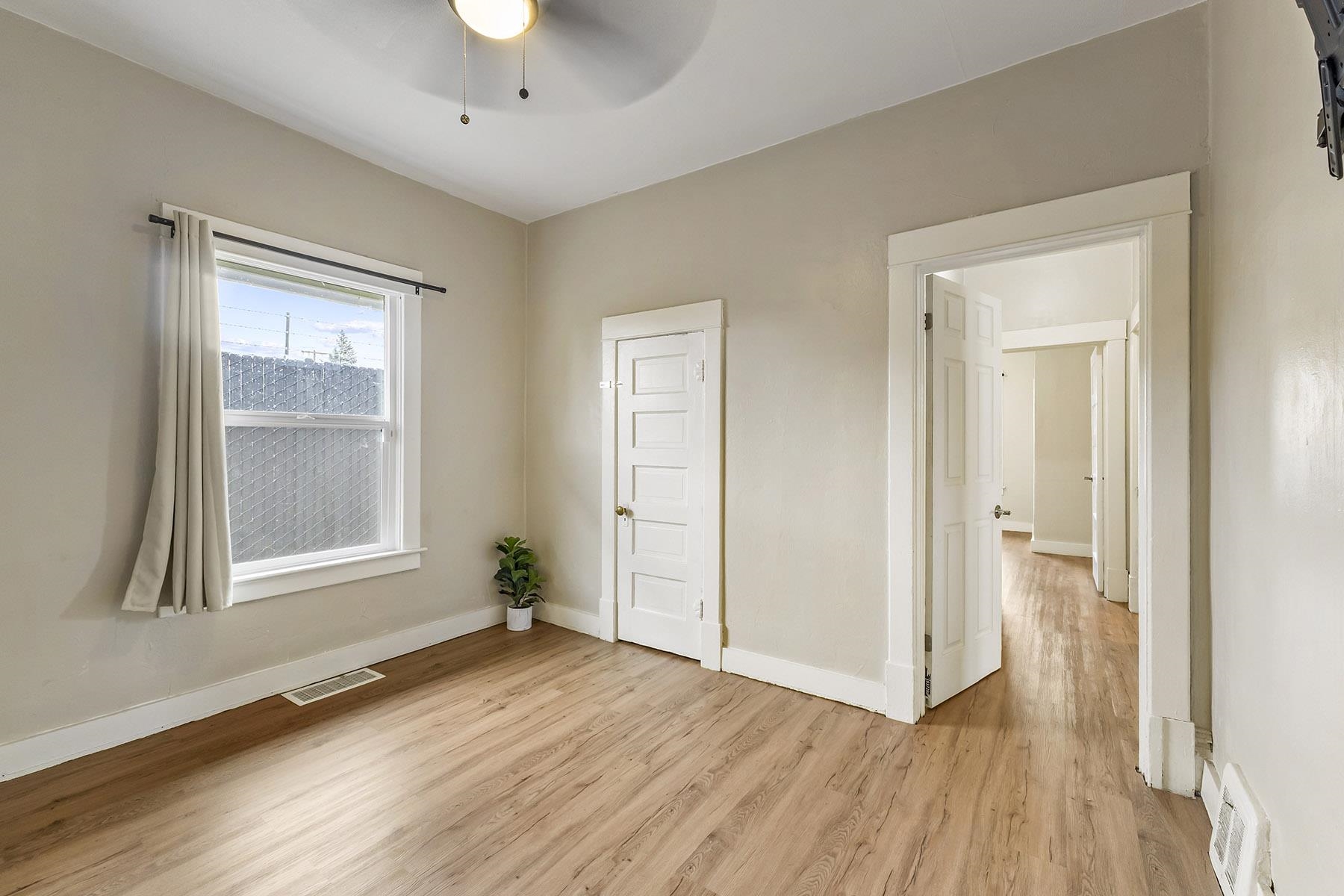 2820 North Perry Street Spokane, WA 99207 - Photo 16 of 48