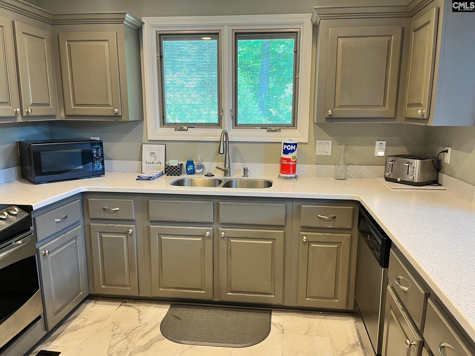 1072 Vansant Road Leesville, SC 29070 - Photo 17 of 46